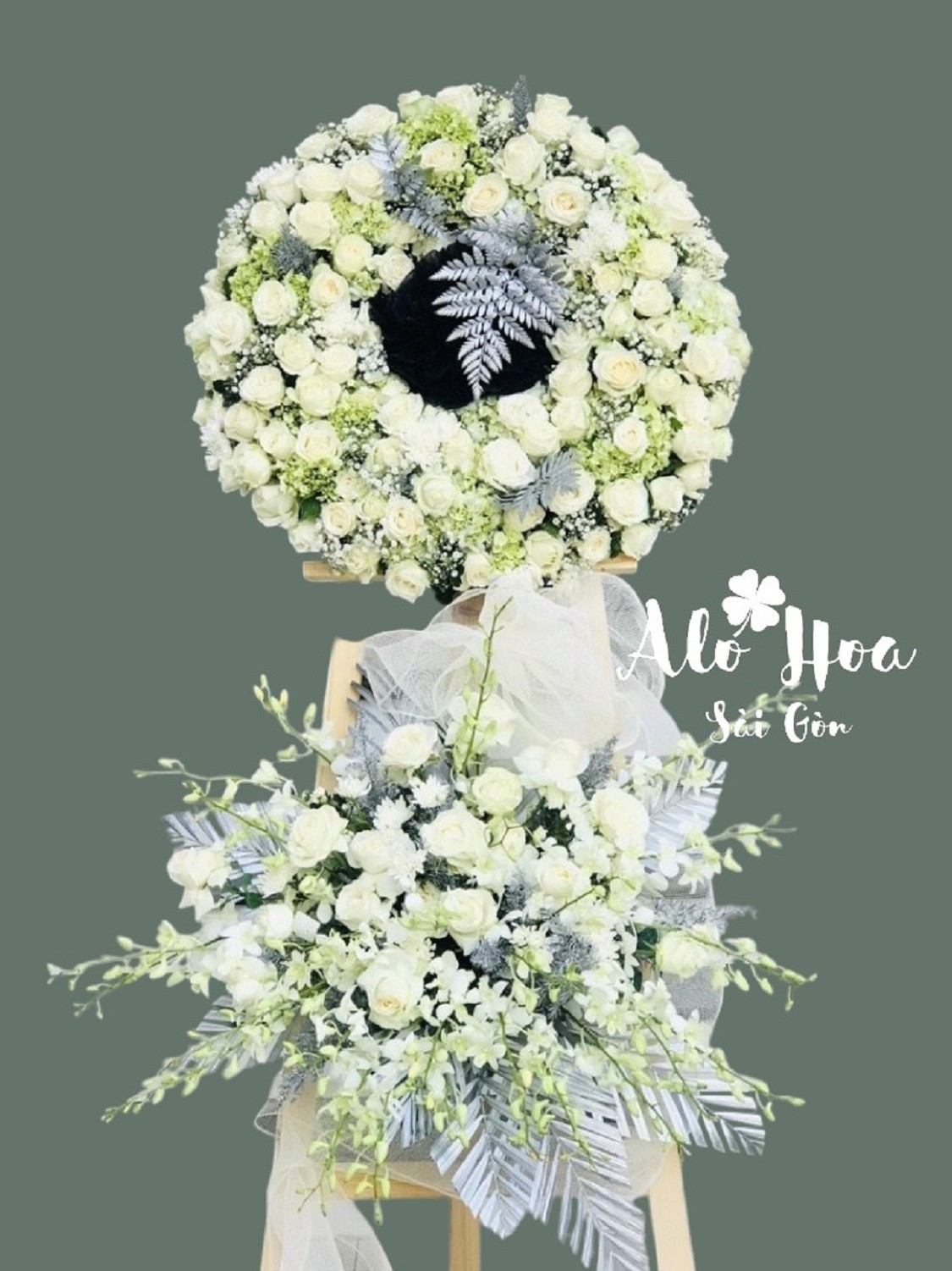 Lẵng Hoa Viếng Sang Trọng
